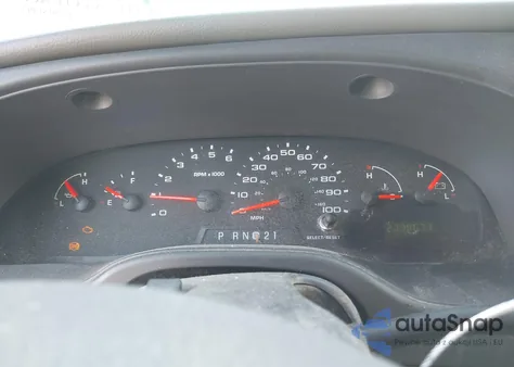 2006 Ford E-350 Super Duty Commercial/Recreational z USA, uszkodzony, nr VIN 1FTSS34L66HB03653